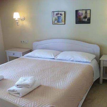 Royal Rose Apartment Paleokastritsa